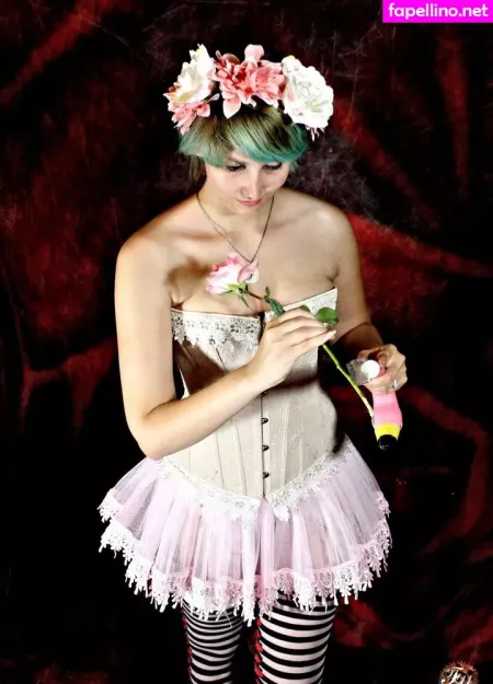 Avalon Zuercher OnlyFans Thumbnail #f2cYrgxh2w