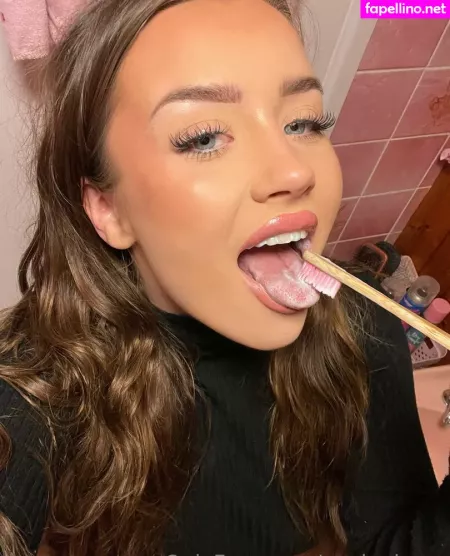 Avalouise X OnlyFans Thumbnail #ArBZZugmcF