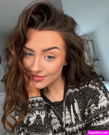 Avalouiselive OnlyFans Thumbnail #uxzid3HrOJ