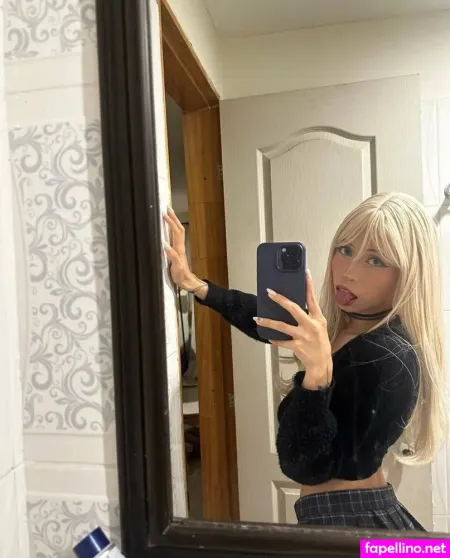 Avamilone OnlyFans Thumbnail #A8y4vaiUOI