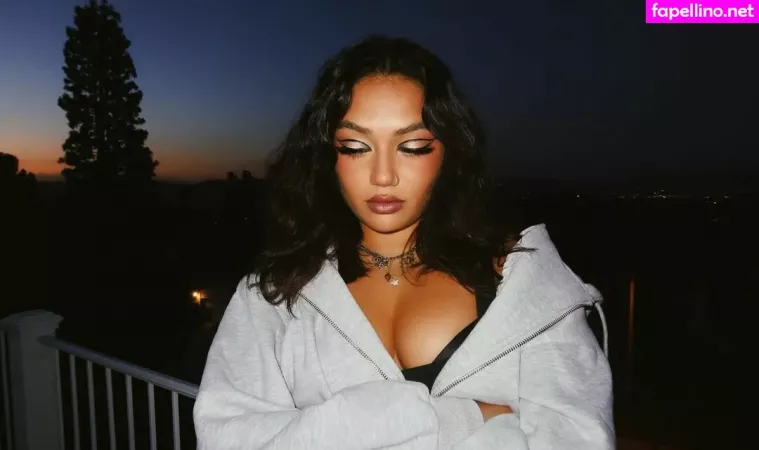 Avani Gregg OnlyFans Thumbnail #0w6hfEIUDX