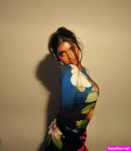 Avantika OnlyFans Thumbnail #1bJzkWcoJq