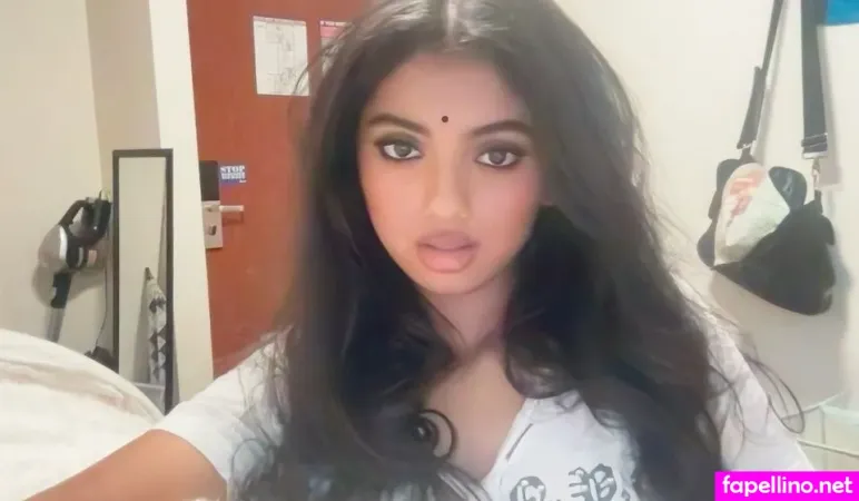 Avantika OnlyFans Thumbnail #BPxP485hlr