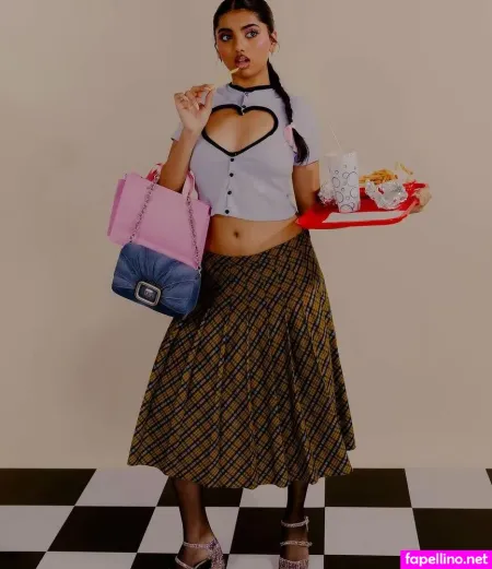 Avantika OnlyFans Thumbnail #Yr09hGrRxs