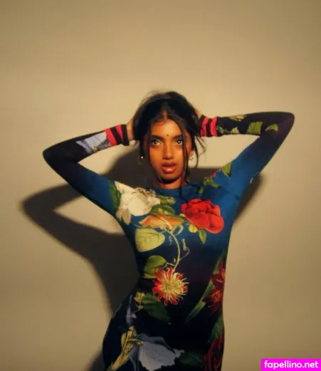 Avantika OnlyFans Thumbnail #fJFoFewFK0