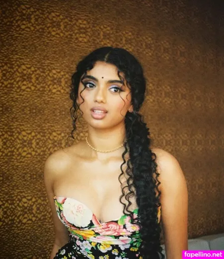 Avantika OnlyFans Thumbnail #r9N6Vy1Alx