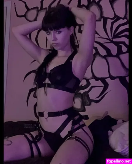 Avaxrainn OnlyFans Thumbnail #vdmVNf9E27