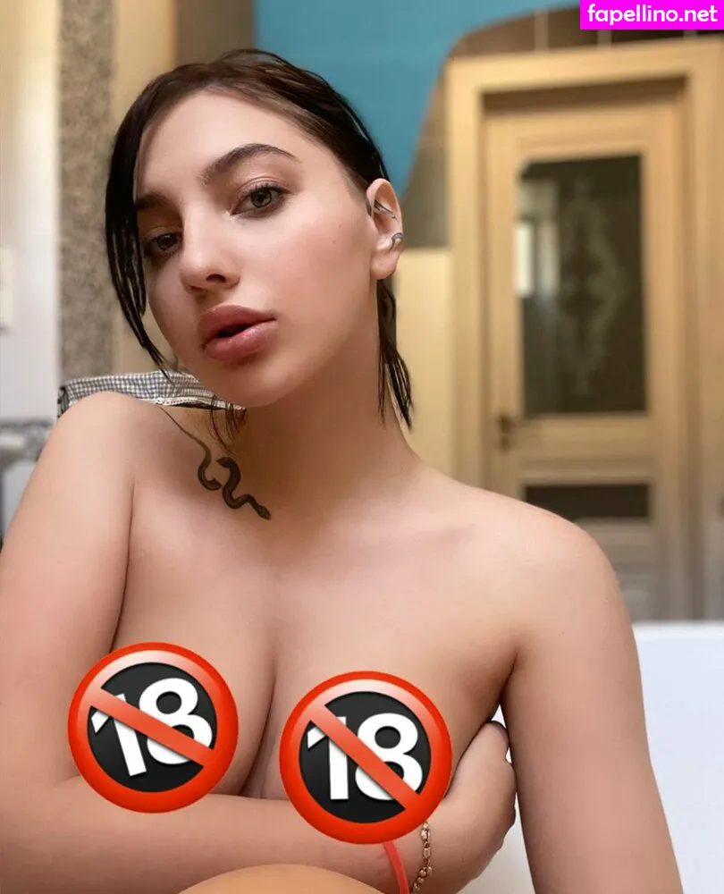 Ave Maria, Mary Dixon, ave.mary, theavamariee Nude Leaked OnlyFans Photo #2TBzg35izI