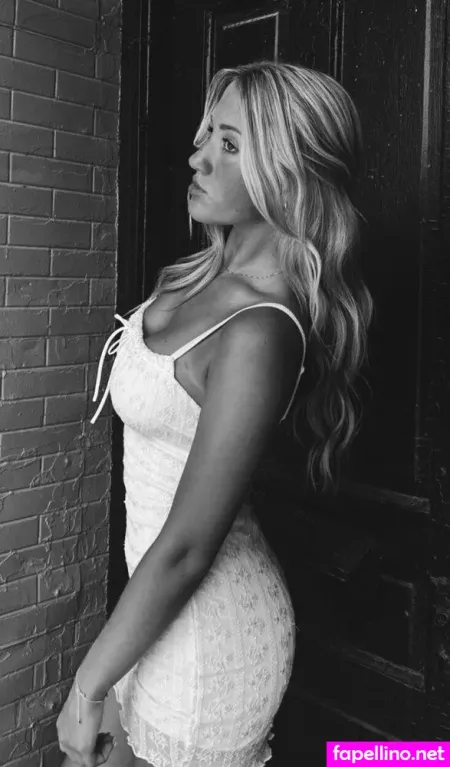 Avea Brown OnlyFans Thumbnail #nyT2RrZ0iq