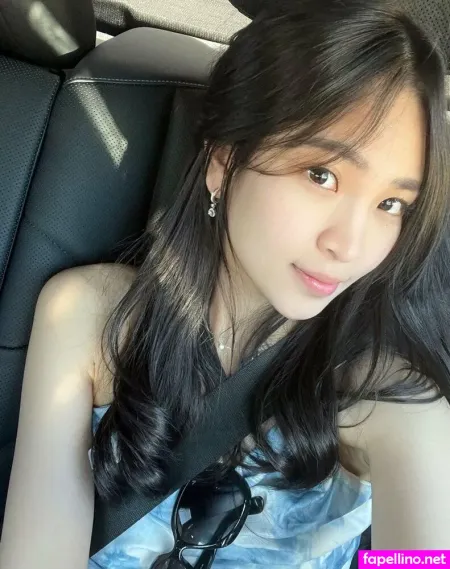 Aveline Liu OnlyFans Thumbnail #NkR2k0wuGr