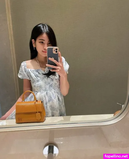 Aveline Liu OnlyFans Thumbnail #YR80wzdVOz