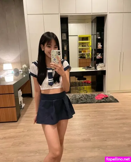 Aveline Liu OnlyFans Thumbnail #yeRoX0VWcr