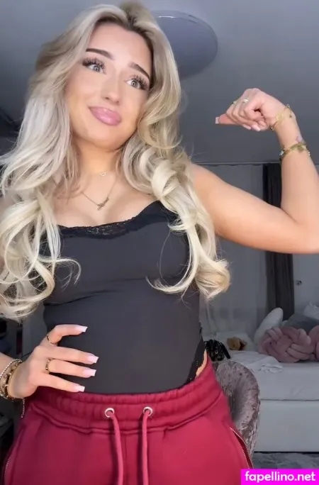 Avendaaxs OnlyFans Thumbnail #rs7wV0qGJH