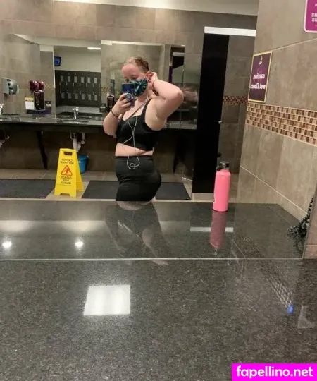 Averagewoman OnlyFans Thumbnail #1Sn54r4aeY