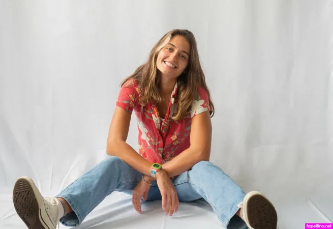 Avery Cyrus OnlyFans Thumbnail #w97cIYNsut