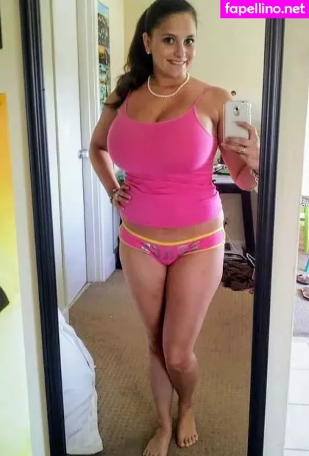 Avery Milla OnlyFans Thumbnail #MKS2J4OIhc