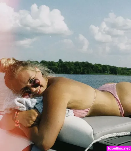 Avery Myers Averymyers7 OnlyFans Thumbnail #1HtXoCgnmd