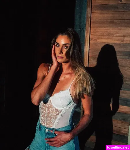 Avery Poppinga OnlyFans Thumbnail #Oy0t4uBlY9