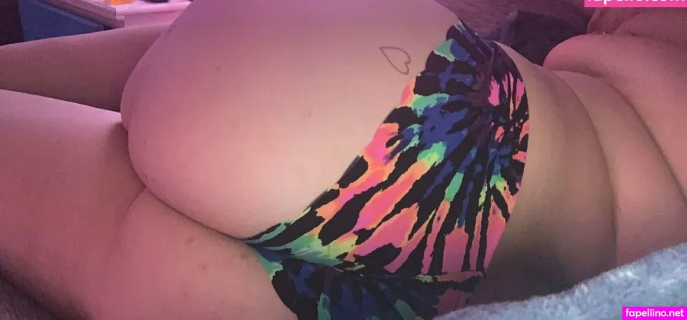 Avery9627 OnlyFans Thumbnail #UgP2Q067HH