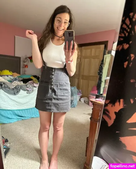 Averyafterhours 1 OnlyFans Thumbnail #4IYWFLzwvK