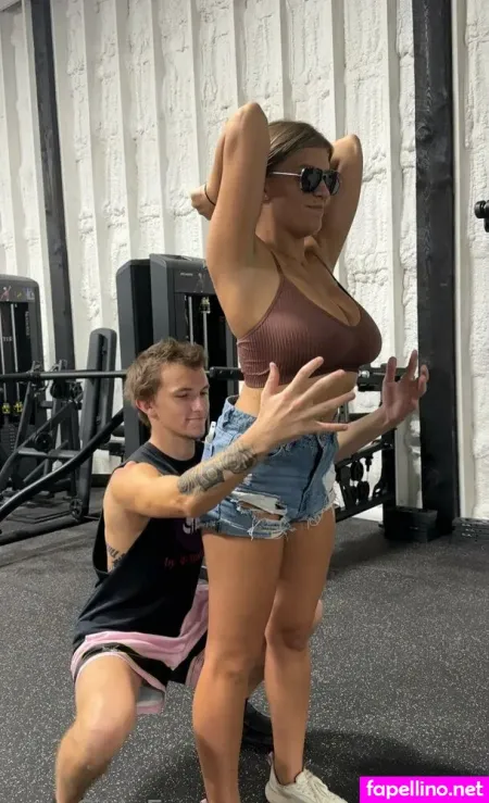 Averydoesit OnlyFans Thumbnail #4JAdevigG5