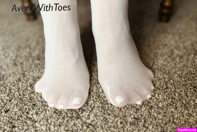 Averywithtoes OnlyFans Thumbnail #Iwv6AGuLhe