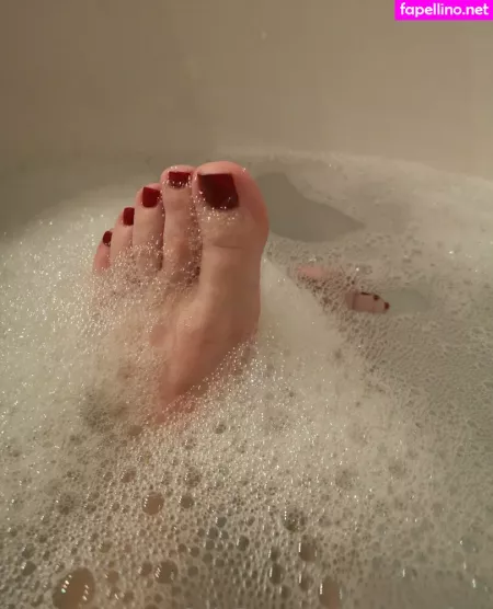 Averyysfeet OnlyFans Thumbnail #bhNc73IpAW