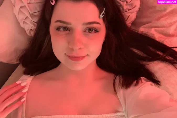 Aveykitty OnlyFans Thumbnail #DD6HQhflky