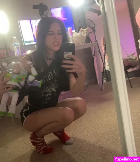 Aveziezz OnlyFans Thumbnail #zxNSdTnNBe