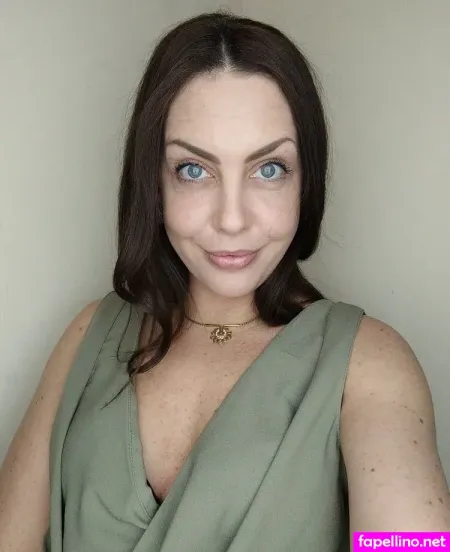 Avi Montana OnlyFans Thumbnail #8bb1XCJere