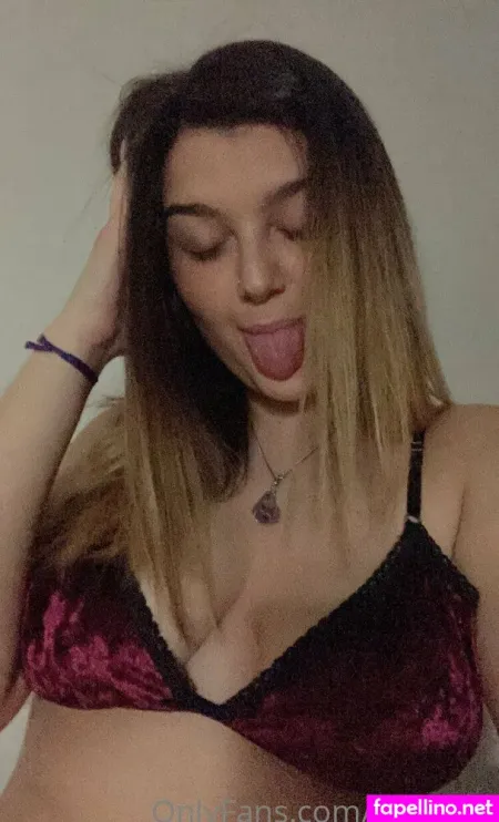 Aviavi16 OnlyFans Thumbnail #50WsPvTpE2