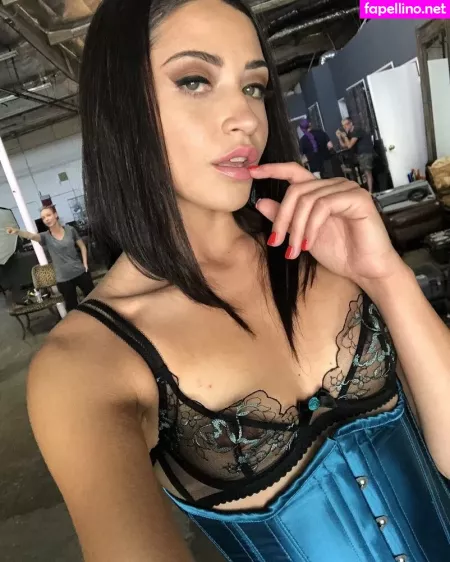 Avilovexxx OnlyFans Thumbnail #8tWMBGg47K