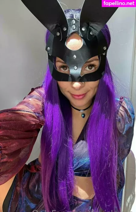 Avislovee OnlyFans Thumbnail #6QTBgmCVlV