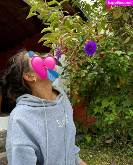 Avislovee OnlyFans Thumbnail #KDyMJqnnbW