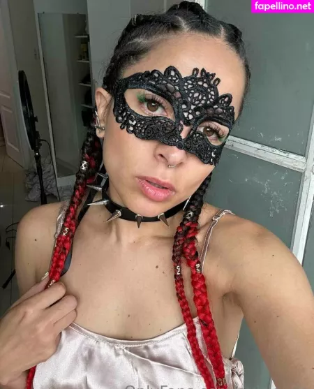 Avislovee OnlyFans Thumbnail #rAXHjCt7f7