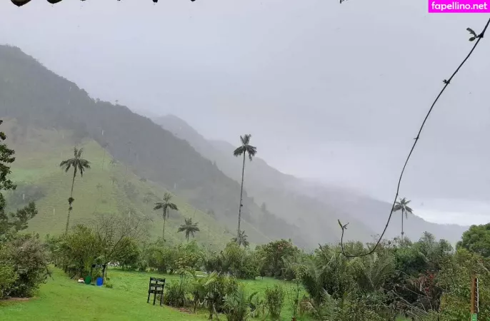 Avliequeena OnlyFans Thumbnail #xHoGvFNXgR