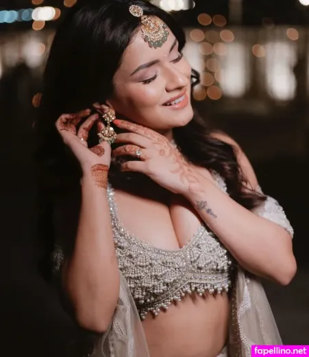 Avneet Kaur OnlyFans Thumbnail #SFocDflqg5