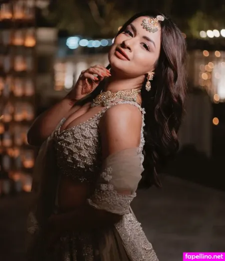 Avneet Kaur OnlyFans Thumbnail #z31UGogAaw