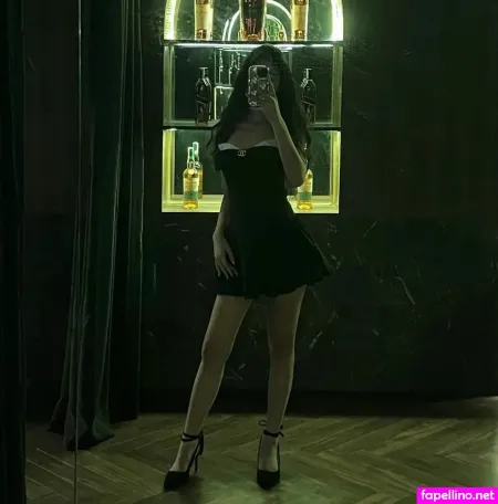 Avravira OnlyFans Thumbnail #BFi39Y3WmM