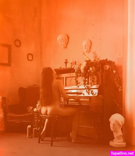 Avrelia Amaris OnlyFans Thumbnail #dDFL0A2ldw