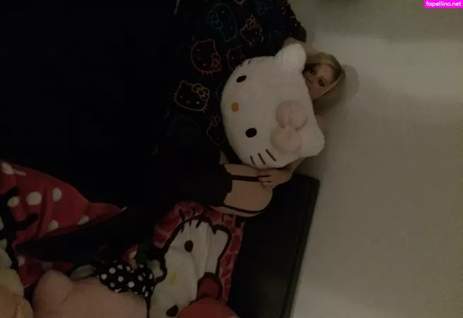 Avril Lavigne OnlyFans Thumbnail #9UQVuAcJeL