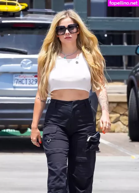 Avril Lavigne OnlyFans Thumbnail #cHvP9K4G9V