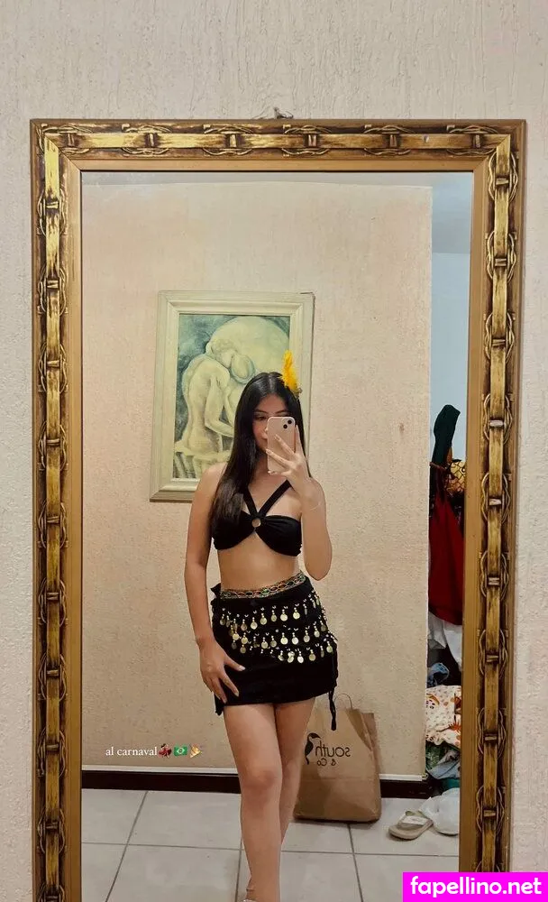 avriltoroo_1 Nude Leaked OnlyFans Photo #4rqQYTCLy4