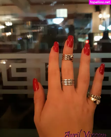 Avrilvixxxen OnlyFans Thumbnail #iMoTrQpPyI