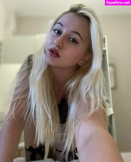 Avrora Blue OnlyFans Thumbnail #JffQSqC0zx