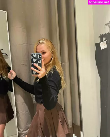 Avrora Blue OnlyFans Thumbnail #u6dEViIFC0