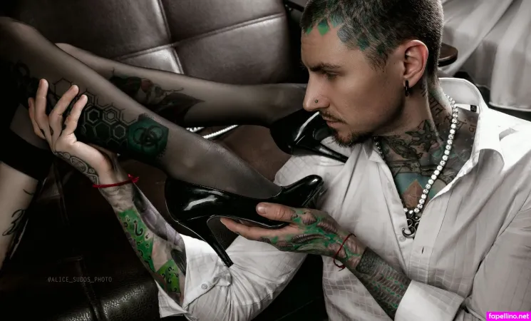 Avrora Sg OnlyFans Thumbnail #qNK8Bq5zed