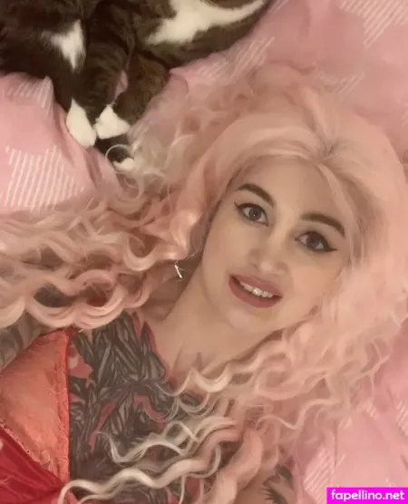 Avrora OnlyFans Thumbnail #2iONUza0X5