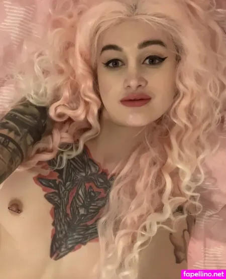 Avrora OnlyFans Thumbnail #kN7psYMYAk