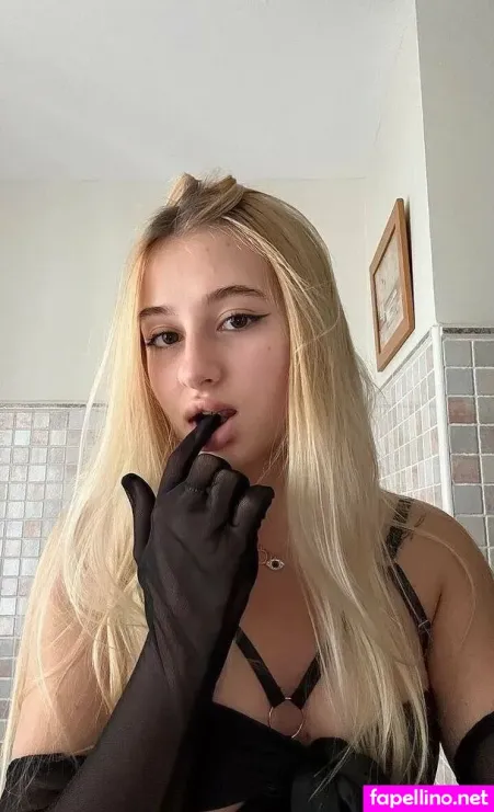 Avroralady OnlyFans Thumbnail #KiQ67HjuYm